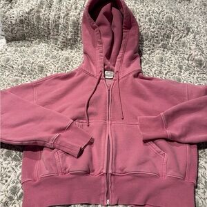 Cozy Sweatfleece Boyfriend Boxy Zip
Hoodie from Aritzia